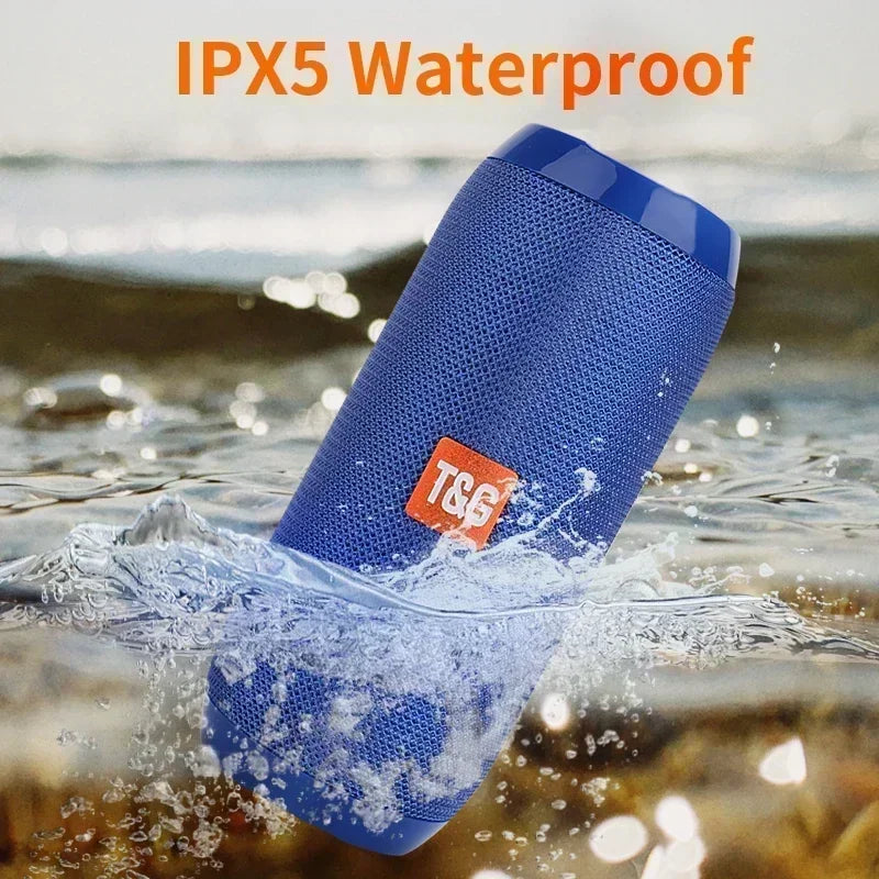 Caixa de Som Portátil Sem Fio Bluetooth Subwoofer Outdoor à Prova d'Água Alto-falante Estéreo Surround Suporte para Rádio FM e TF
