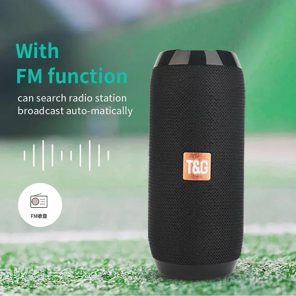 Caixa de Som Portátil Sem Fio Bluetooth Subwoofer Outdoor à Prova d'Água Alto-falante Estéreo Surround Suporte para Rádio FM e TF